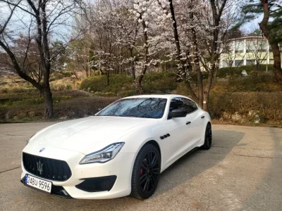 Maserati QUATTROPORTE