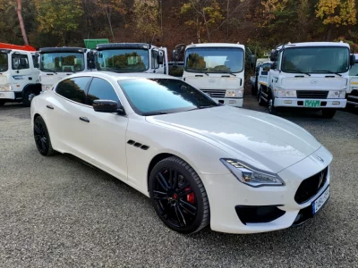 Maserati QUATTROPORTE