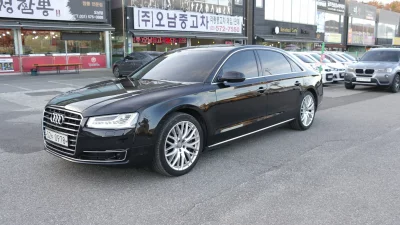 Audi A8