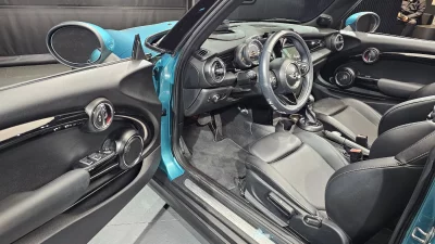 MINI Cooper Convertible