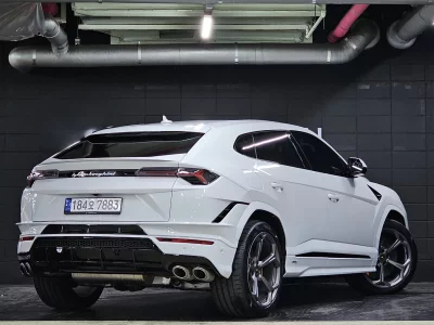 Lamborghini URUS