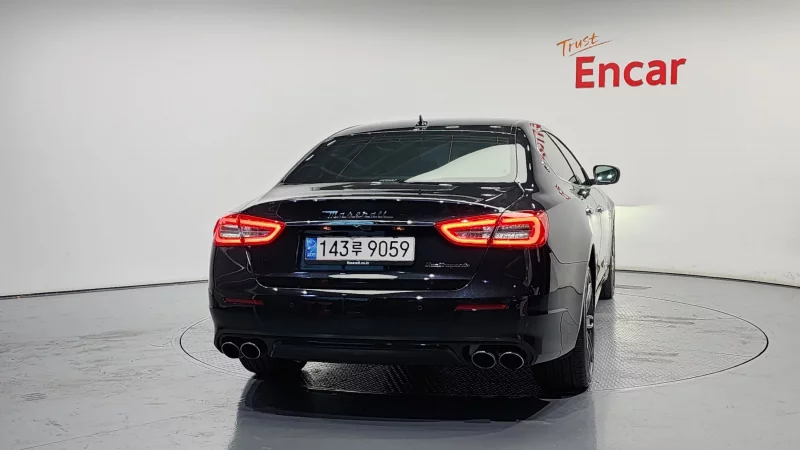 Maserati QUATTROPORTE