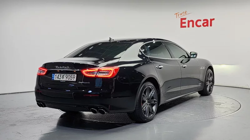 Maserati QUATTROPORTE