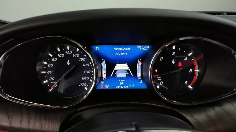 Maserati QUATTROPORTE