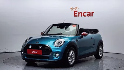 MINI Cooper Convertible