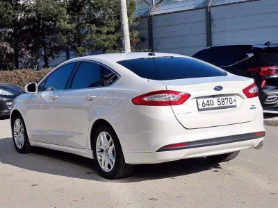 Ford FUSION