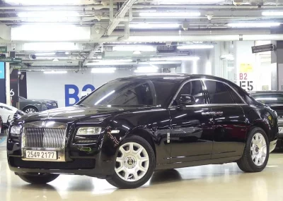 Rolls-Royce GHOST