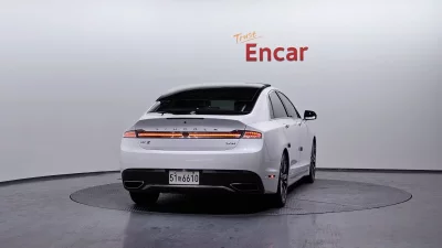 Lincoln MKZ