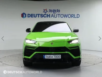 Lamborghini URUS