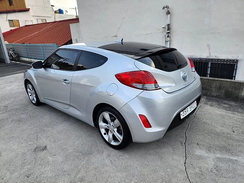 Hyundai Veloster