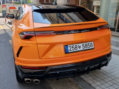 Lamborghini URUS