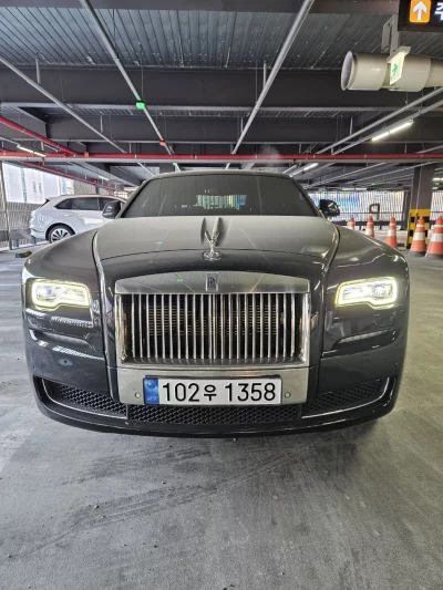 Rolls-Royce GHOST