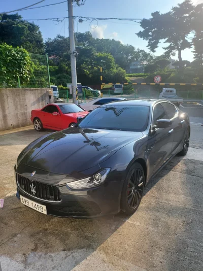 Maserati GHIBLI