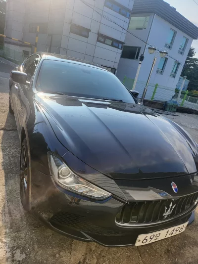 Maserati GHIBLI