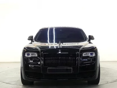 Rolls-Royce GHOST