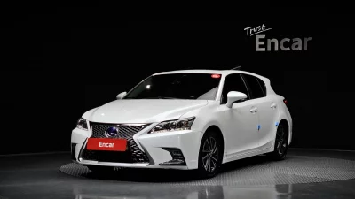 Lexus CT200h