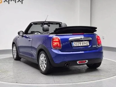 MINI Cooper Convertible