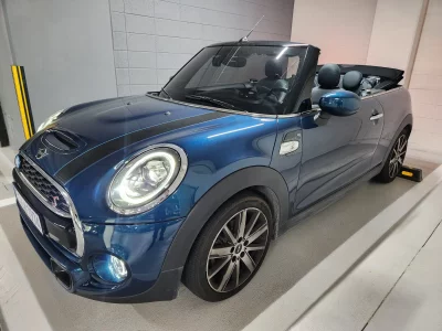 MINI Cooper Convertible