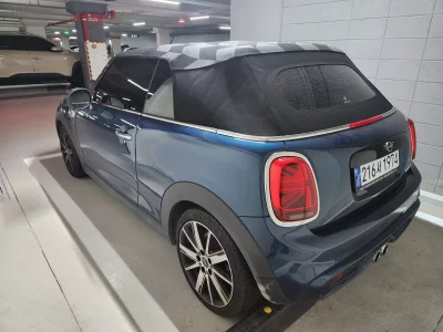 MINI Cooper Convertible