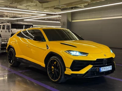 Lamborghini URUS