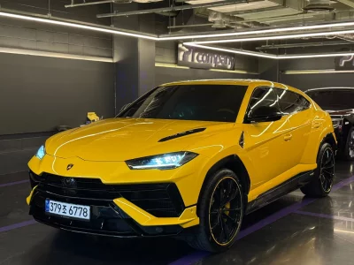 Lamborghini URUS