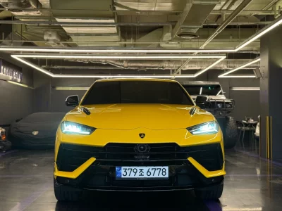 Lamborghini URUS