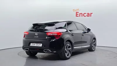 Citroen DS5