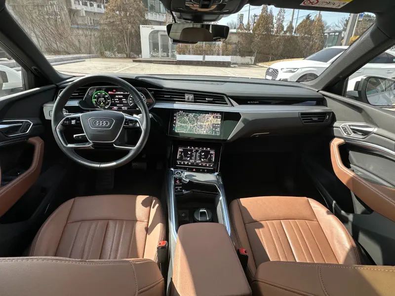 Audi Q8 e-tron