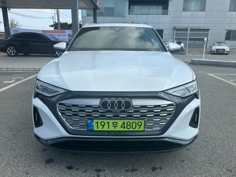 Audi Q8 e-tron