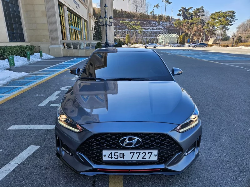 Hyundai Veloster