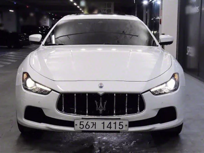 Maserati GHIBLI