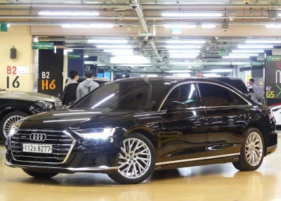 Audi A8