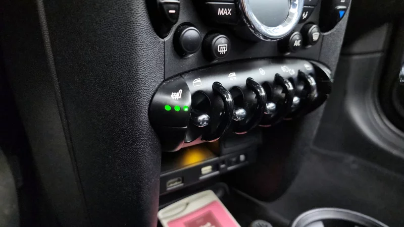 MINI Cooper Convertible