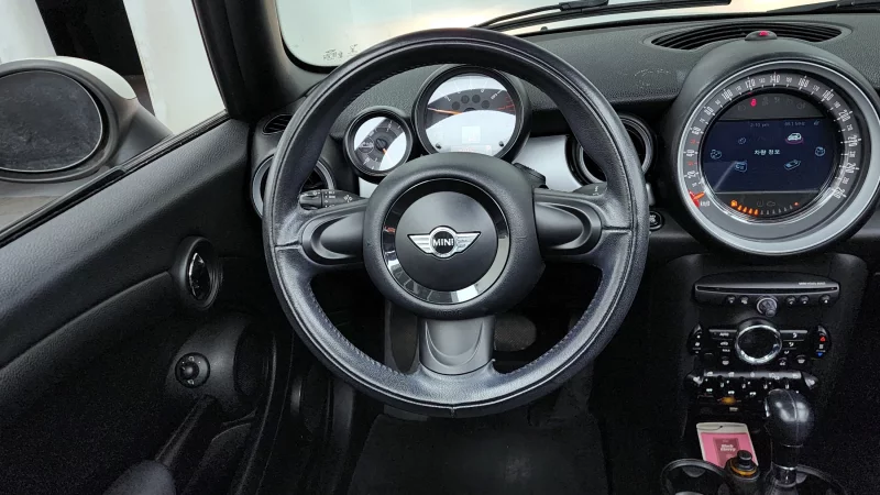 MINI Cooper Convertible