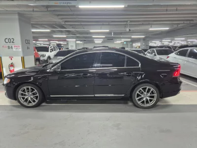 Volvo S80