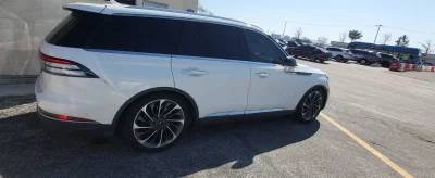 Lincoln AVIATOR