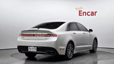 Lincoln MKZ