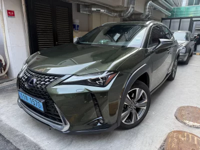 Lexus UX