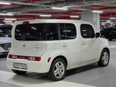 Nissan CUBE