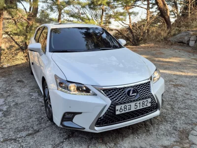 Lexus CT200h