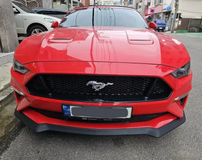 Ford MUSTANG