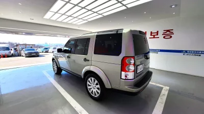 Land Rover DISCOVERY