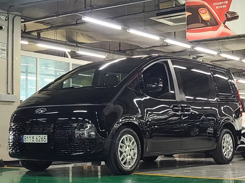 Hyundai Staria