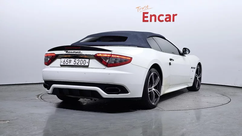 Maserati Gran Cabrio