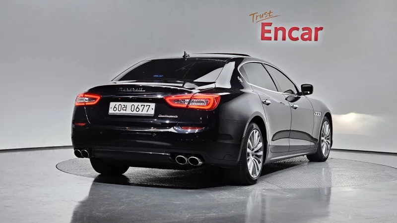 Maserati QUATTROPORTE