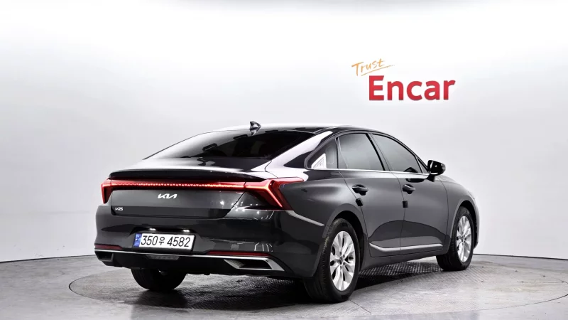 Kia K8