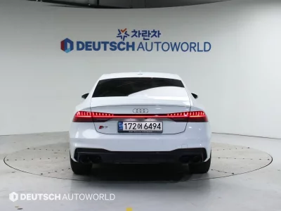 Audi S7