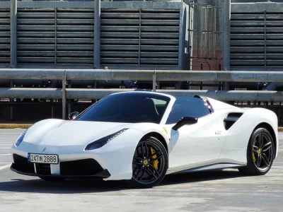 Ferrari 488