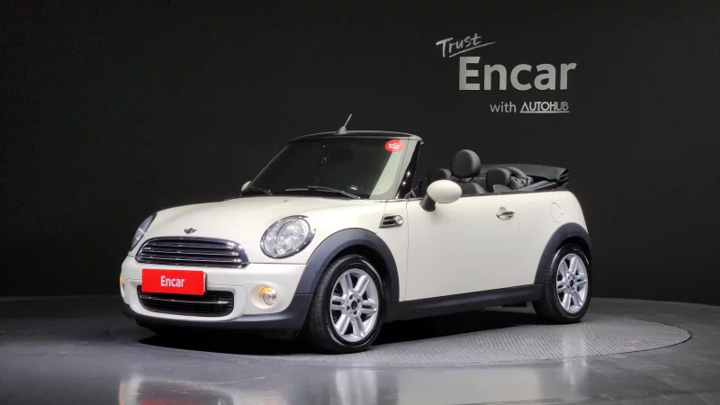 MINI Cooper Convertible
