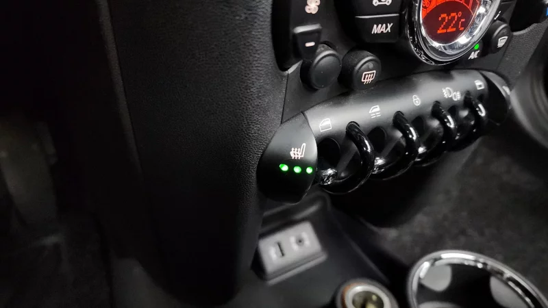 MINI Cooper Convertible